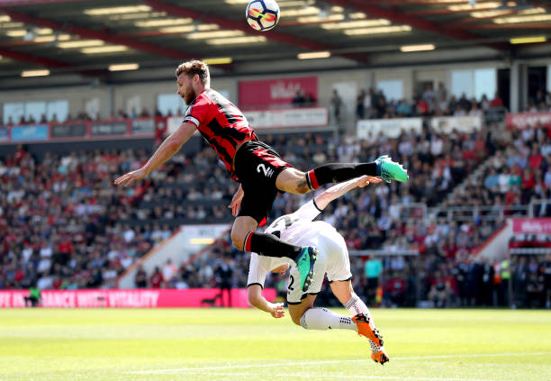 的首個主場 的首個主場